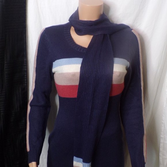 Sweater Dress W/ Scarf (L) - Picture 1 of 7